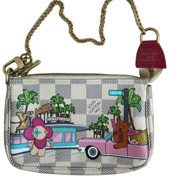 2021 Damier Azur Christmas Animation Hollywood Mini Pochette Accessorie - Picture 2 of 11